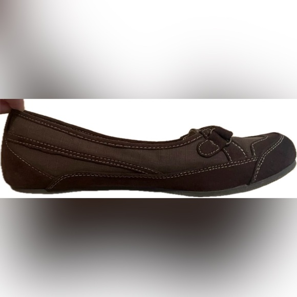 Airwalk Brown Slip-On Loafer shoes. Women’s size 8.5. Excellent condition. - Picture 4 of 8